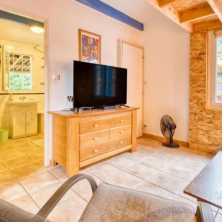 Charmante Maison A La Campagne Bourg-du-Bost